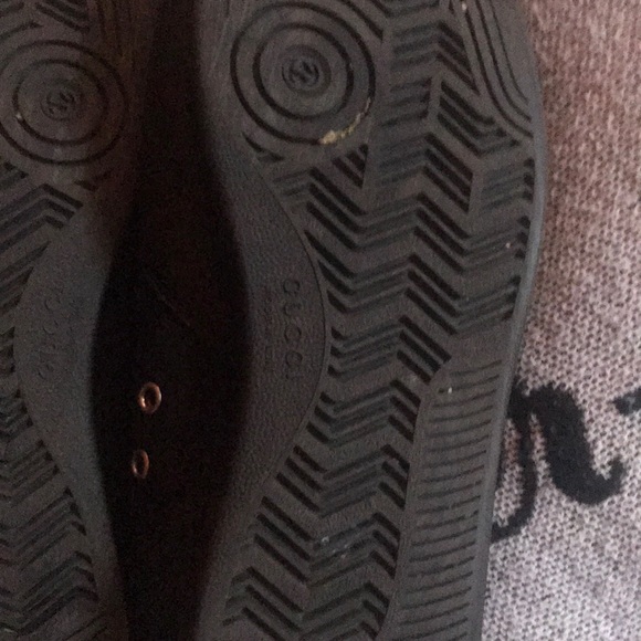 Men’s authentic gucci tennis shoes - Picture 4 of 4